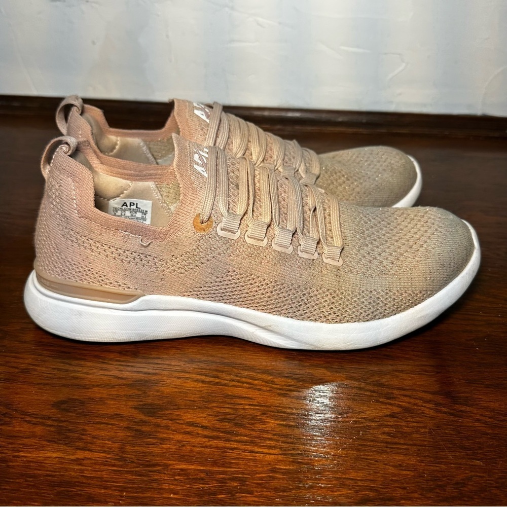 APL Athletic Propulsion Labs Rose Gold Shimmer TechLoom Breeze Sneakers Size 8 G